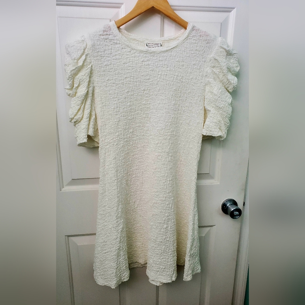 LoveRiche White Puff Sleeve Knee Length Fit Flare Style Smocked Dress Size Large